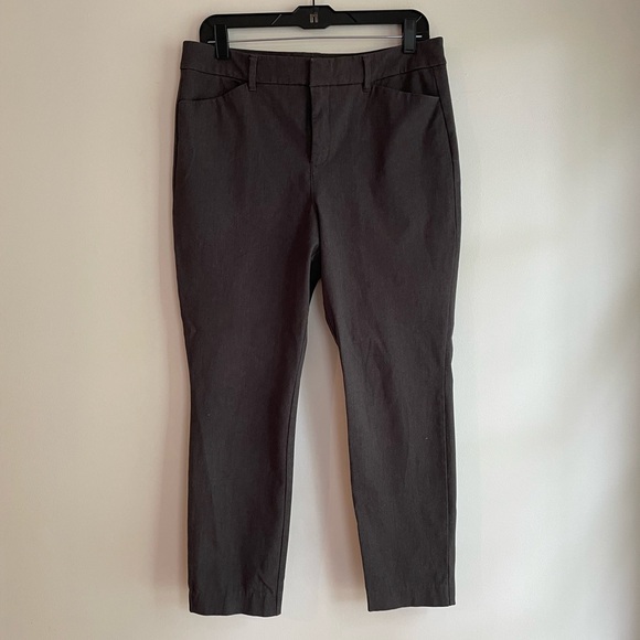 Old Navy Pants - Old Navy Charcoal Stretch Pixie Pants